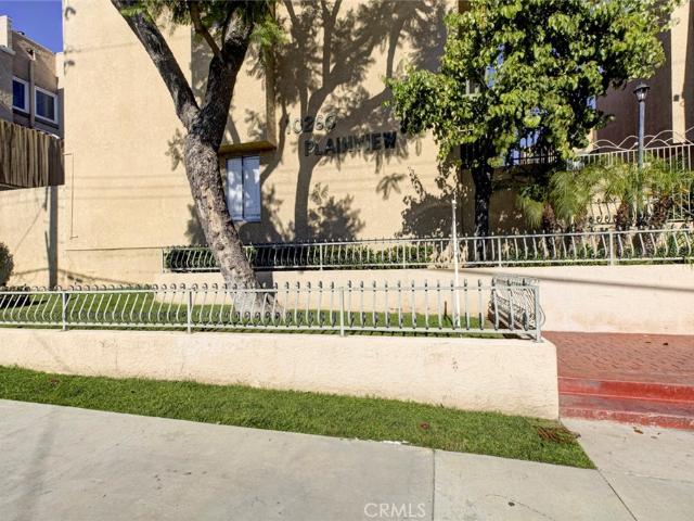 Townhouse for sale in Tujunga, Los Angeles