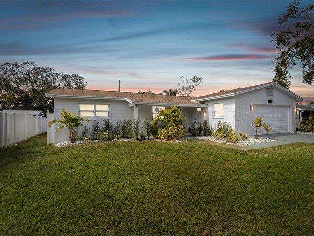 House for sale in Largo, Florida
