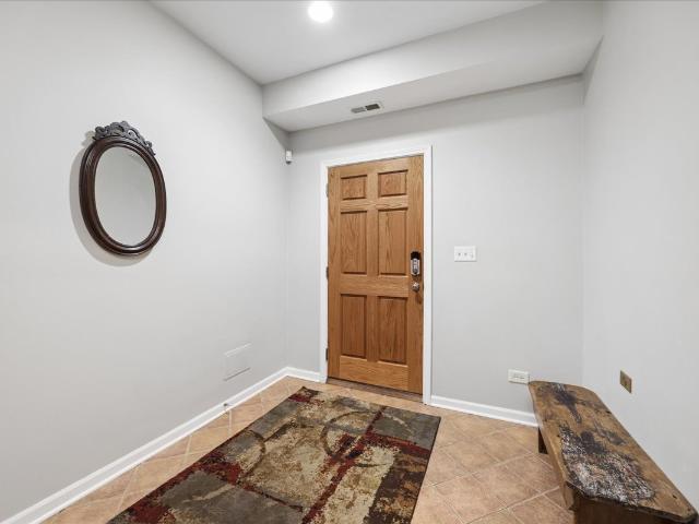 Townhouse for sale in Oak Park, Illinois