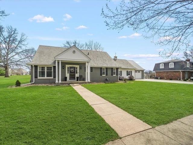 House for sale in Cedar Falls, Iowa