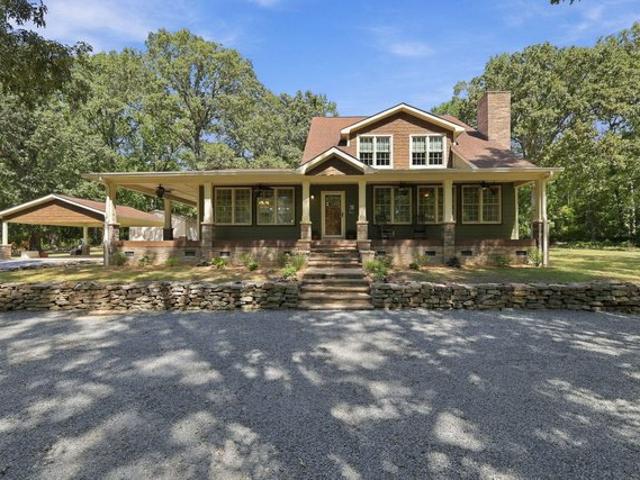 House for sale in Coats, North Carolina