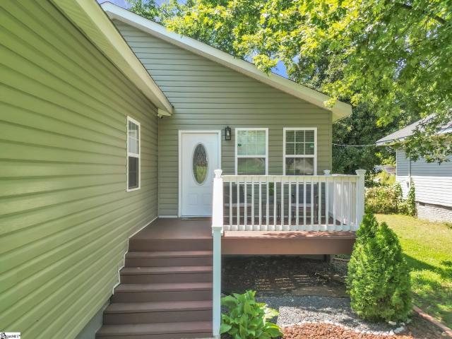 House for sale in Una, South Carolina