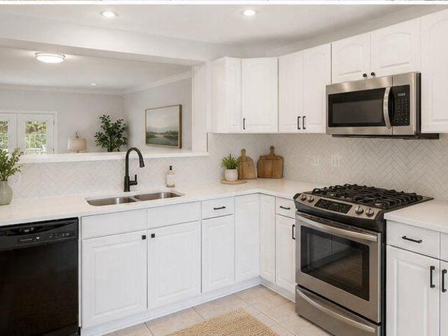 Townhouse for sale in Gaithersburg, Maryland