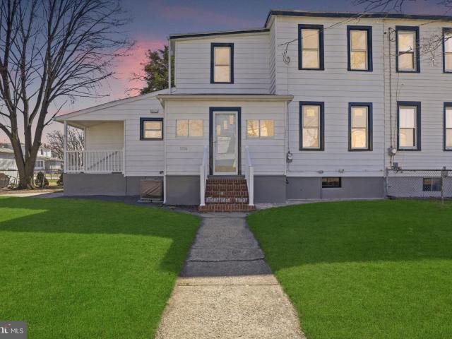 Townhouse for sale in Florence, New Jersey