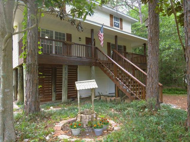 House for sale in Gulf Breeze, Florida