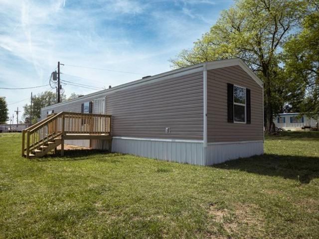 House for sale in Guthrie, Kentucky