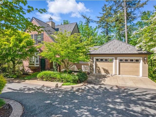 Condo for sale in Oregonia