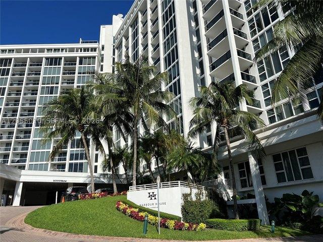 Condo for sale in Bal Harbour, Florida