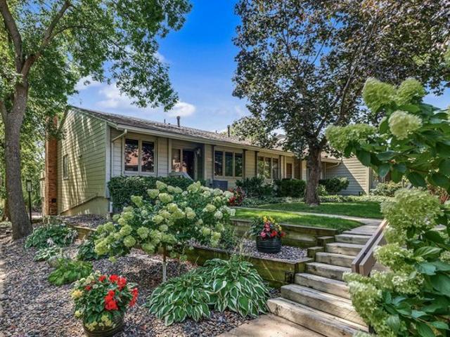 Townhouse for sale in Hennepin, Minnesota