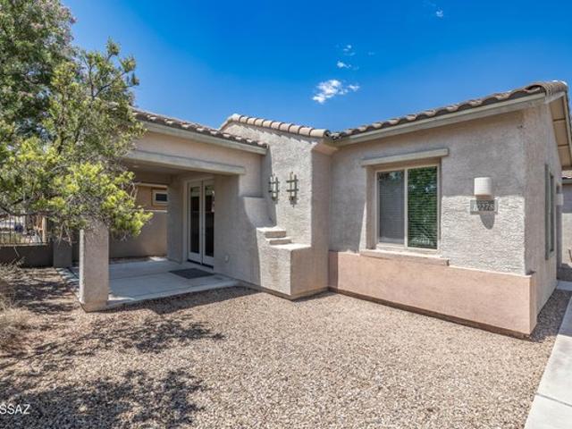 House for sale in Vail, Arizona