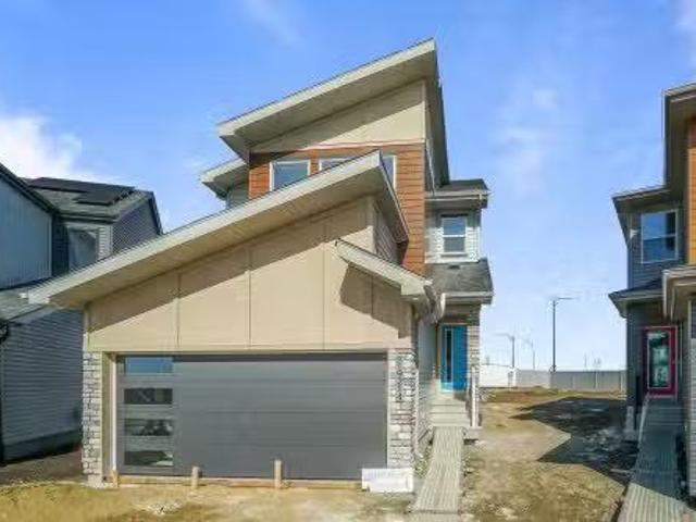 House for sale in Wedgewood, Alberta