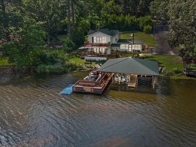 House for sale in Wood, Texas