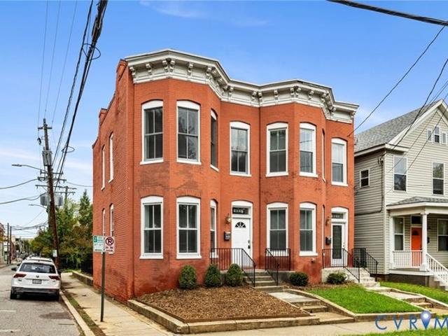 Townhouse for sale in Virginia