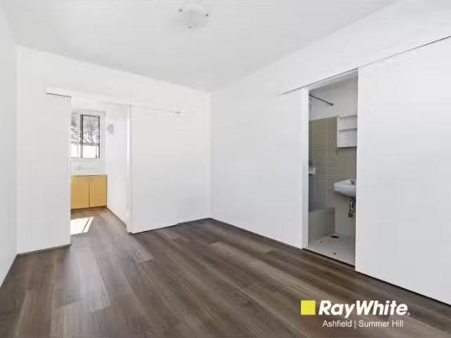Apartment for rent in Canterbury, Sydney