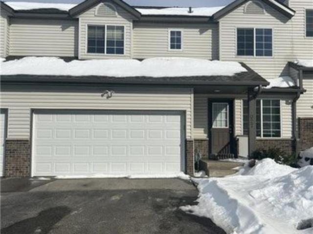 Townhouse for sale in Pine Island, Minnesota