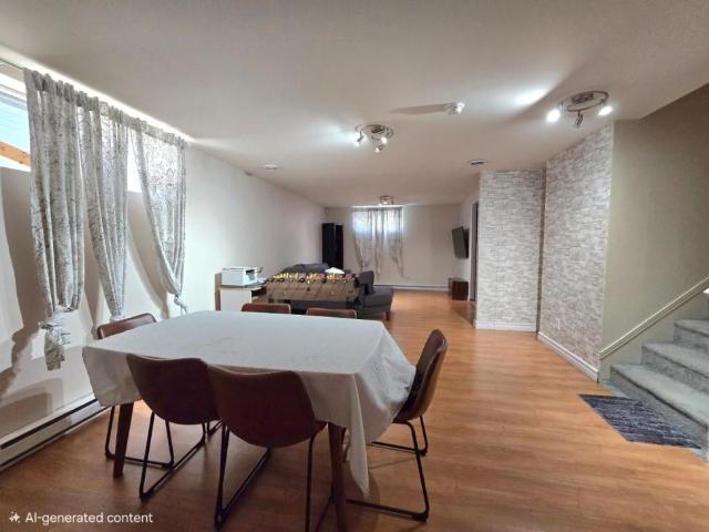 House for rent in Sainte-Dorothée, Laval (région administrative)