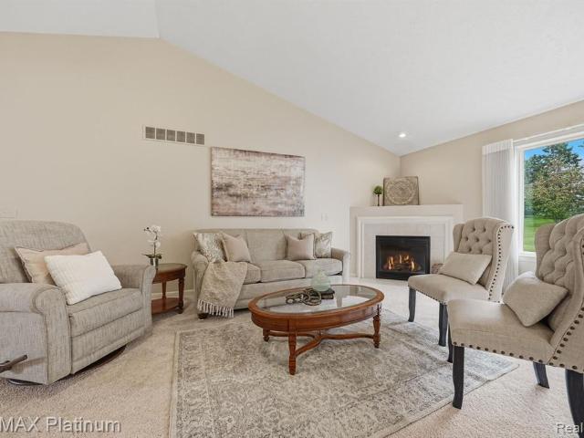 Condo for sale in The Meadows Condos, Howell