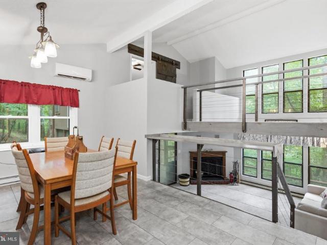 House for sale in Hedgesville, West Virginia