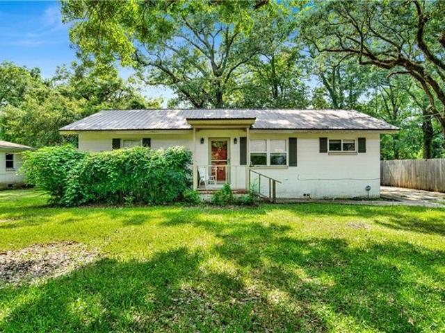 House for sale in Chunchula, Alabama