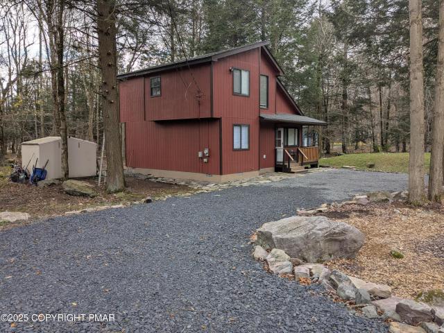 House for sale in Newfoundland, Pennsylvania