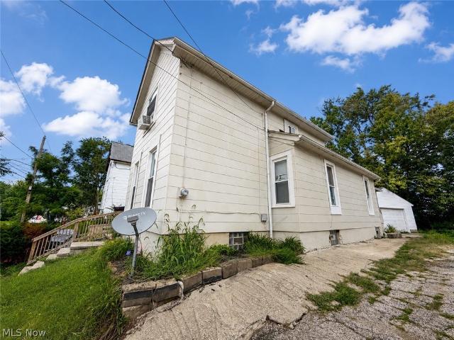 House for sale in Summit, Ohio