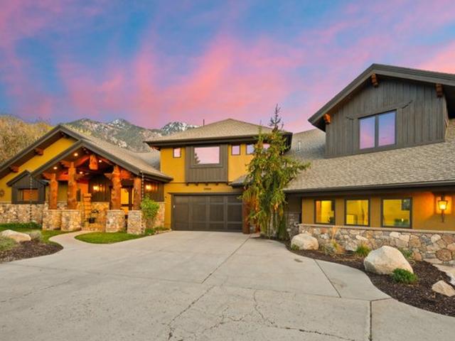 House for sale in Sandy, Utah