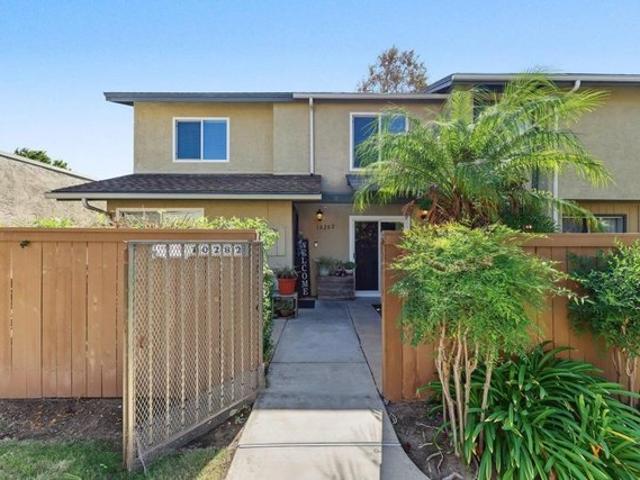 Townhouse for sale in Santee, San Diego County