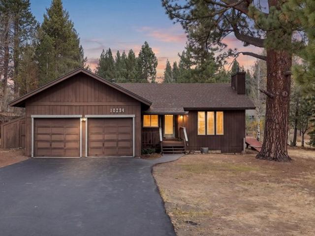 House for sale in Sierra Meadows, Truckee