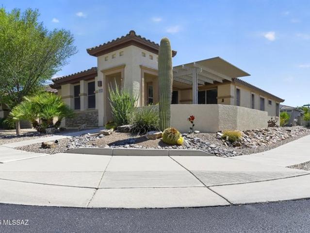 House for sale in Vail, Arizona