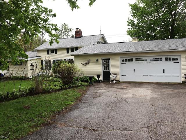 House for sale in Chardon, Ohio