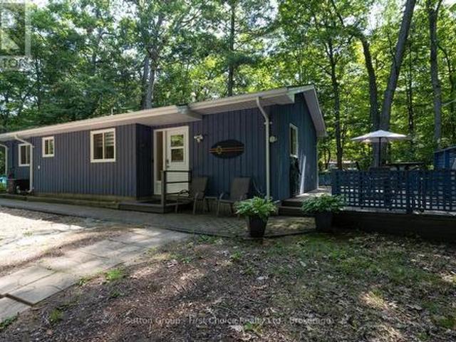 House for sale in Lambton Shores, Ontario