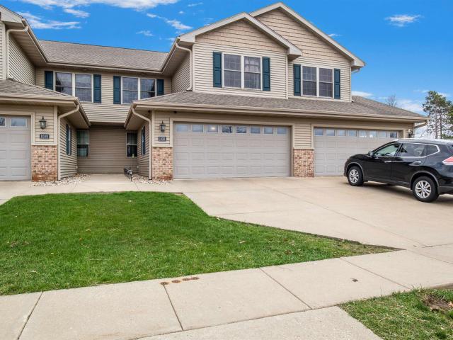 Condo for sale in Prairie Du Sac, Wisconsin