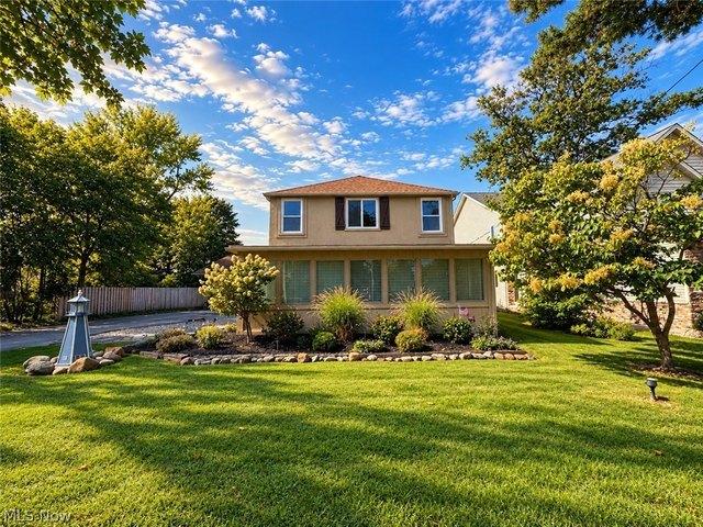 House for sale in Will-O-Bee-on-the-Lake, Willoughby