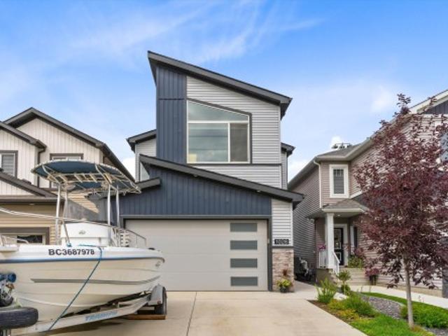 House for sale in Leduc House for sale in Leduc