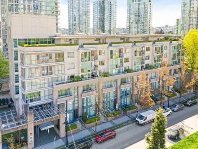 Townhouse for sale in Vancouver, British Columbia