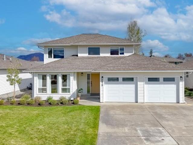 House for sale in Winfield, British Columbia