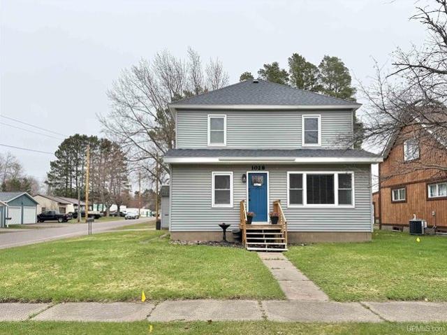 House for sale in Ironwood, Michigan