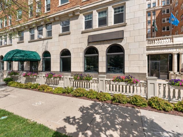 Commercial for sale in Juneautown, Milwaukee
