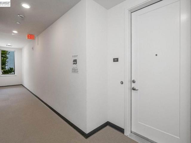 Condo for sale in San Mateo, California
