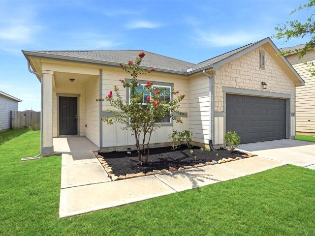 House for sale in Brookshire, Texas