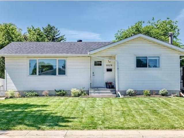 House for sale in Sherwood Park, Alberta