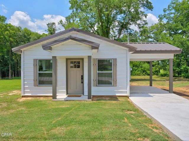 House for sale in Graceville, Florida
