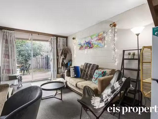 Apartment for rent in New Town, Tasmania
