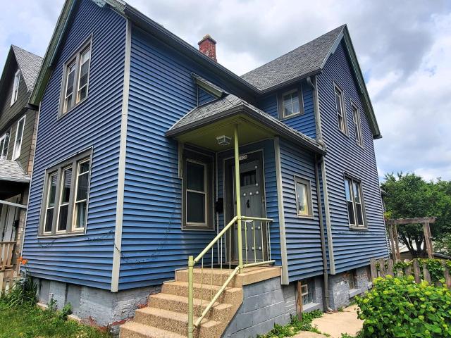 House for sale in Milwaukee, Wisconsin