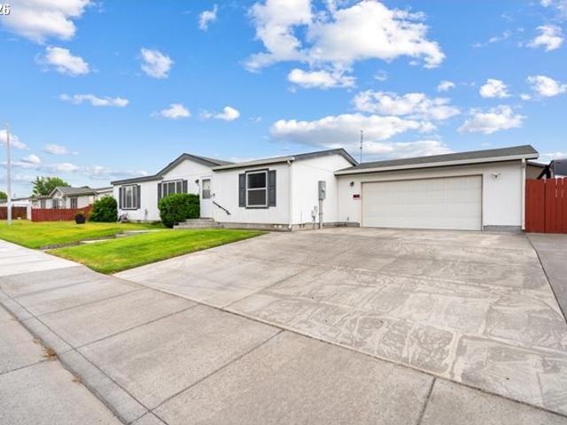 House for sale in Oregonia