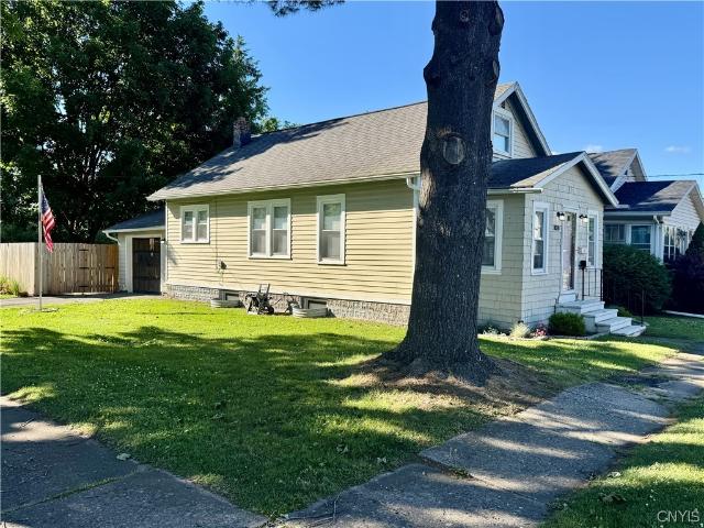 House for sale in Oneida, New York