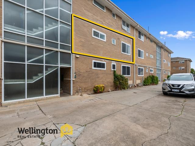 Apartment for rent in Sale, Victoria