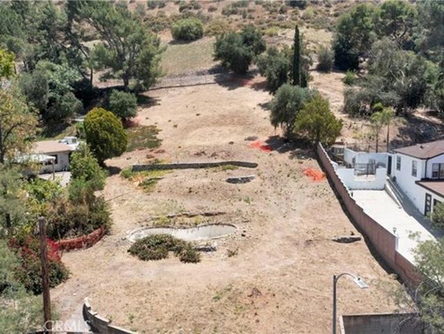 Land for sale in Canoga Park, California