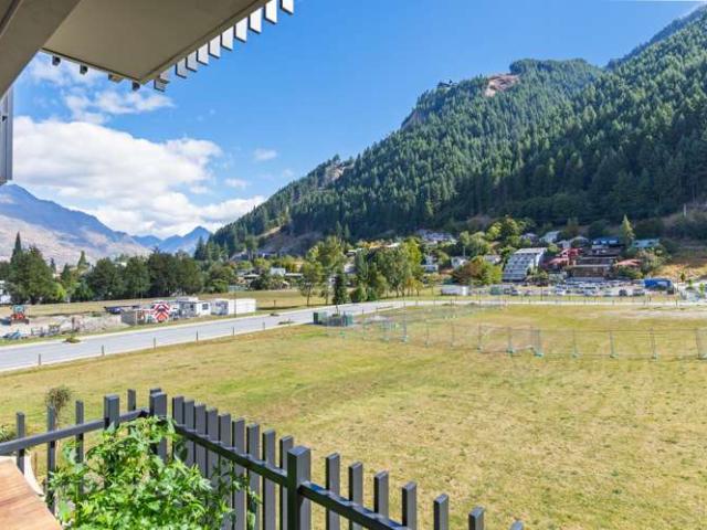 Apartment for sale in Otakou