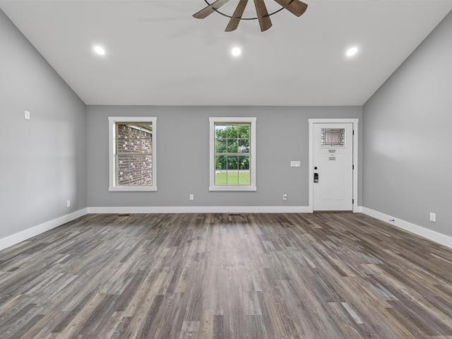 House for sale in Oakland, Kentucky